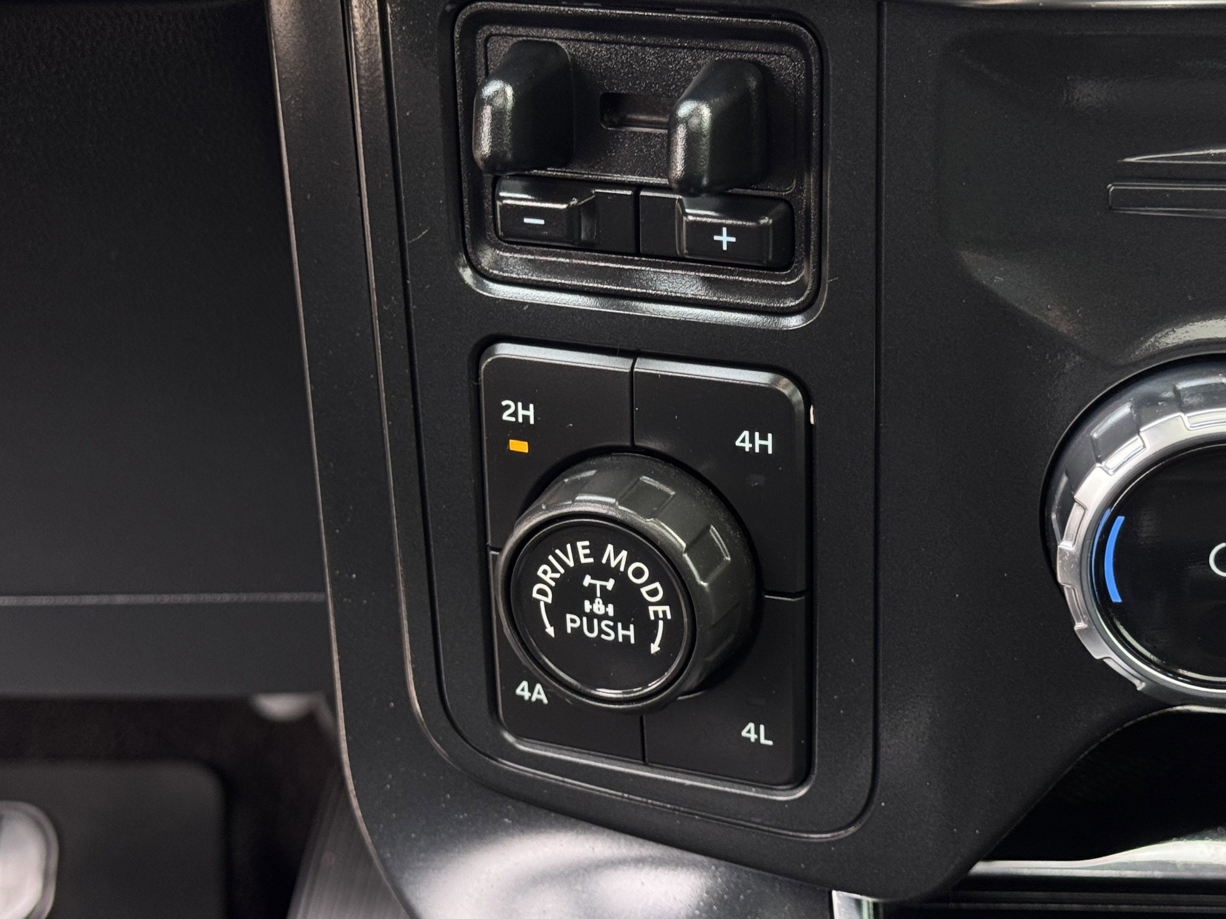 Certified 2022 Ford F150 Raptor w/ Raptor 37 Performance Package image 26