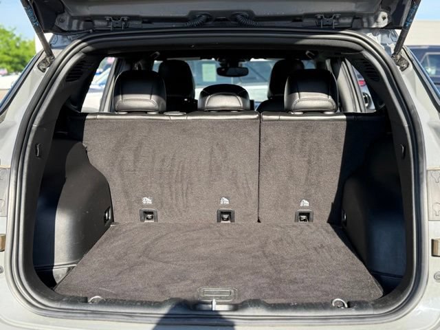 Used 2023 Jeep Compass Trailhawk AWD/4WD image 28