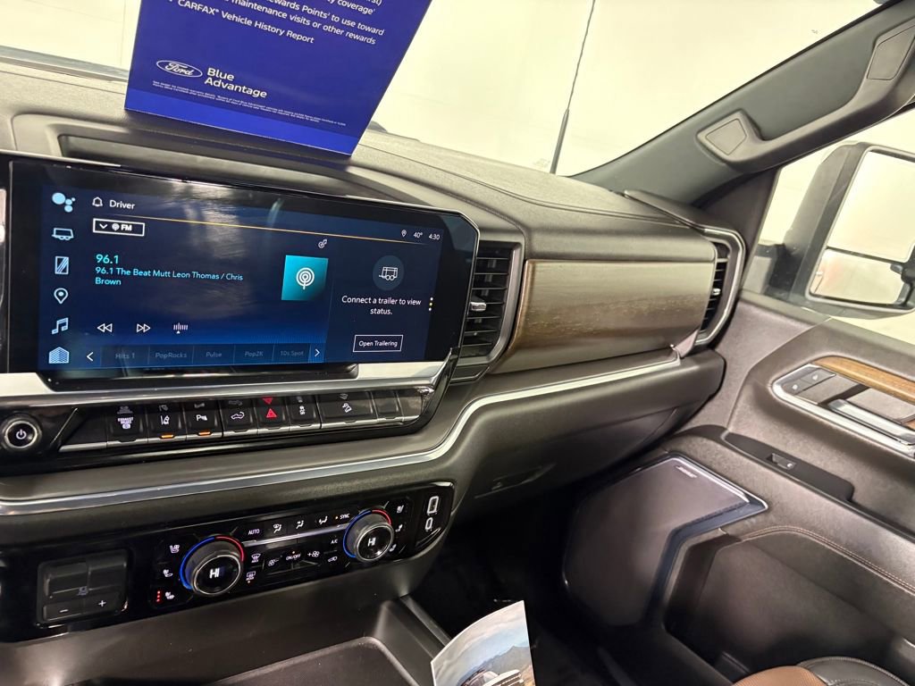 Used 2024 Chevrolet Silverado 3500 High Country image 17