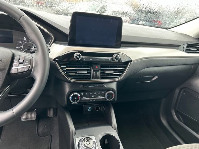 Certified 2022 Ford Escape SE w/ Convenience Package image 16