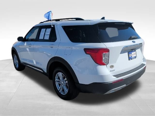 Certified 2023 Ford Explorer XLT w/ Equipment Group 202A image 5