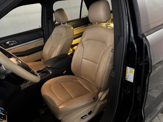 Certified 2017 Ford Explorer FWD image 17