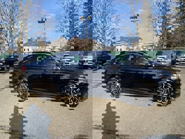 Certified 2018 Ford Taurus SEL w/ Equipment Group 201A image 2