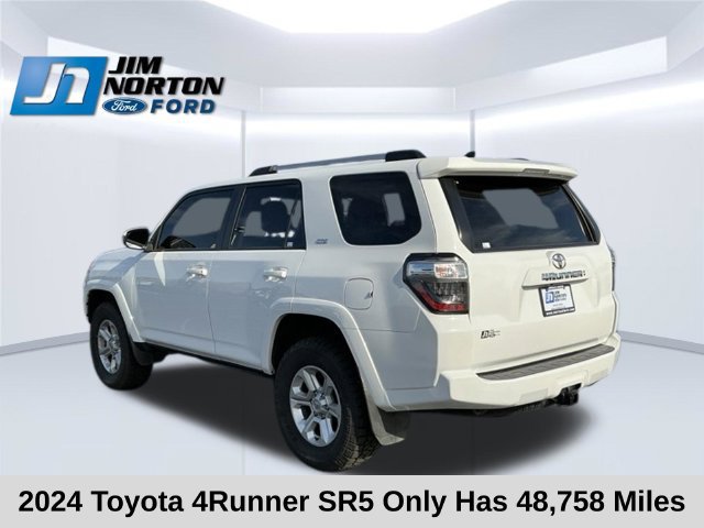 Used 2024 Toyota 4Runner SR5 AWD/4WD image 7