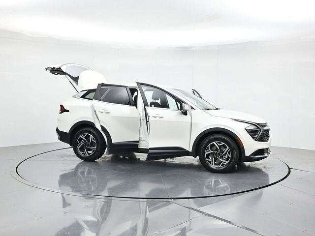 Used 2024 Kia Sportage LX FWD image 50
