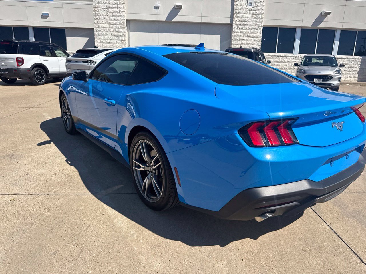 Certified 2025 Ford Mustang Coupe RWD image 7