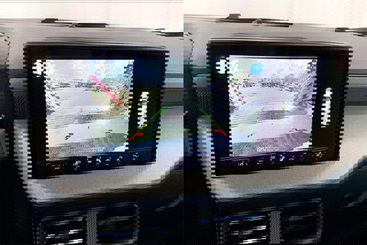 Certified 2025 Ford Maverick XLT w/ Equipment Group 302A image 25