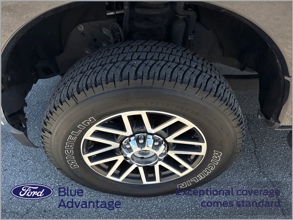 Certified 2019 Ford F350 Lariat w/ Lariat Ultimate Package image 12