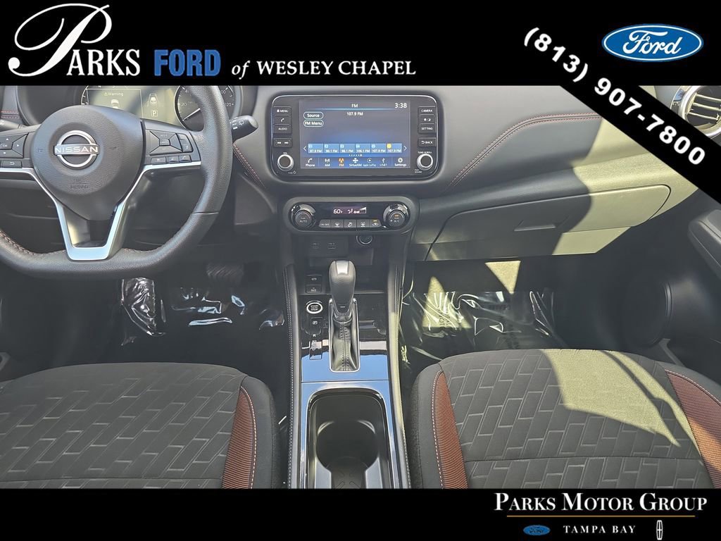 Used 2024 Nissan Kicks SR image 12