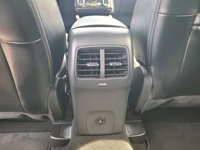 Certified 2025 Ford Escape ST-Line AWD/4WD image 15