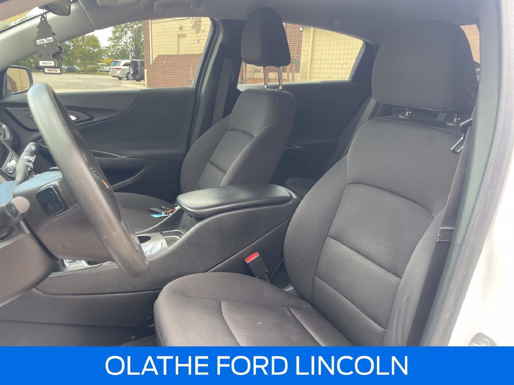 Used 2020 Chevrolet Malibu LS FWD image 14