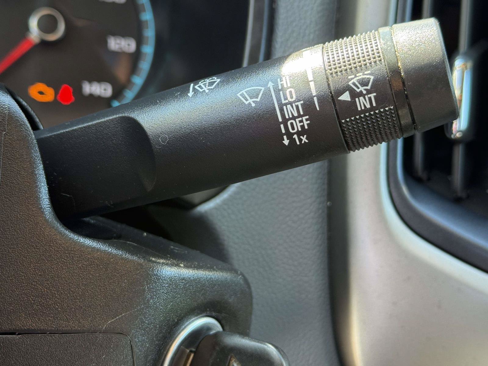 Used 2018 Chevrolet Colorado Z71 AWD/4WD image 18