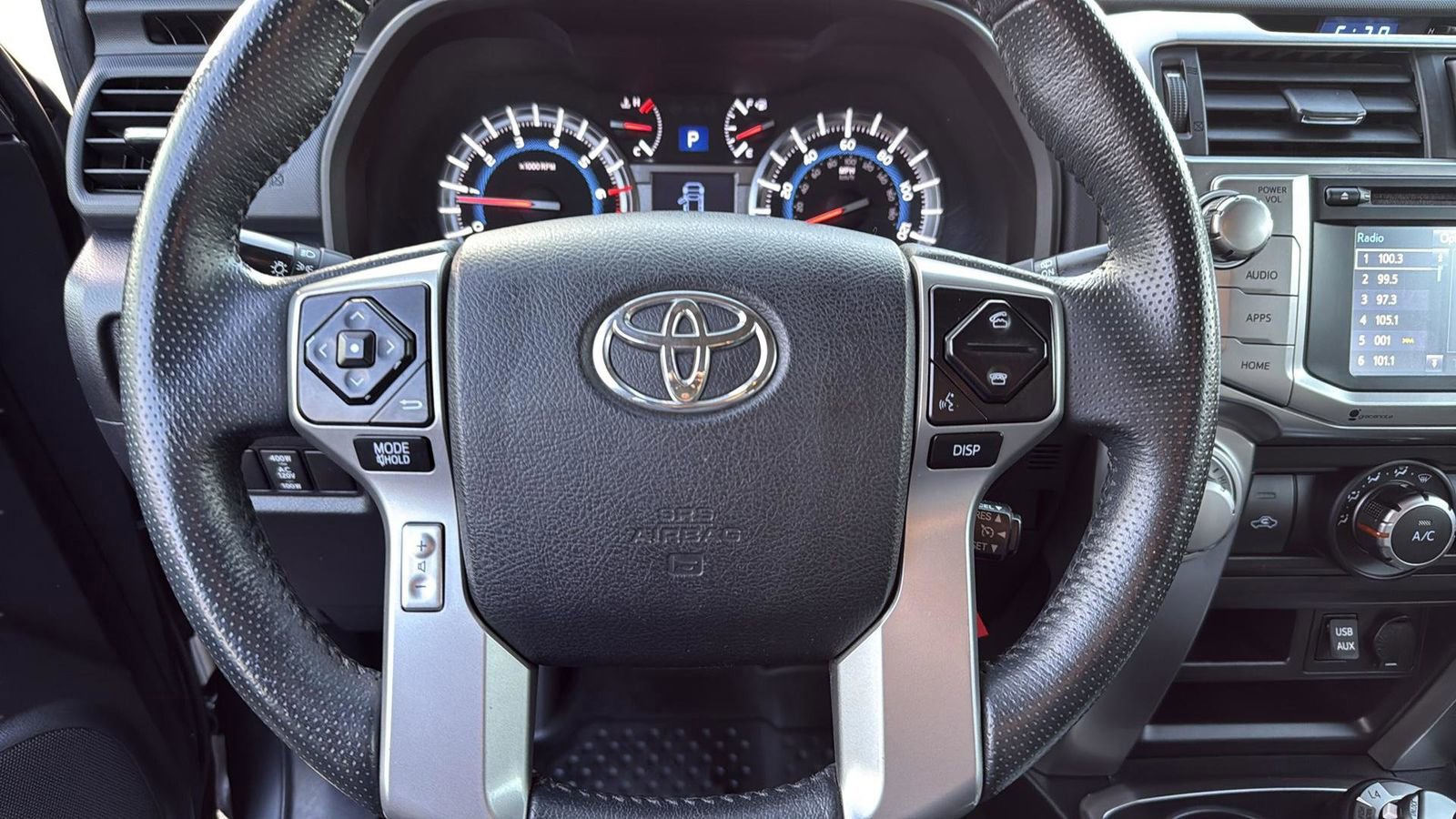 Used 2017 Toyota 4Runner SR5 Premium image 15