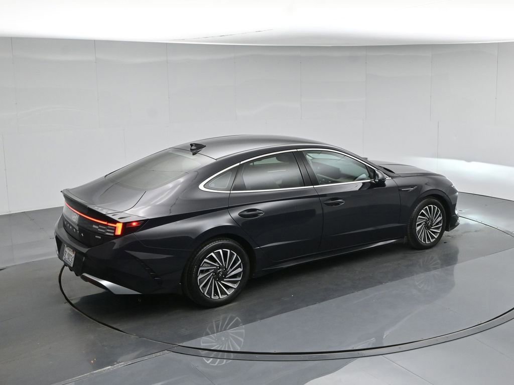 Used 2024 Hyundai Sonata SEL FWD image 12