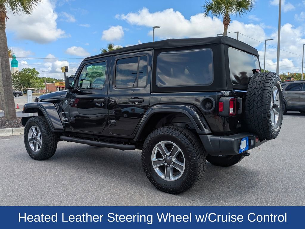 Used 2018 Jeep Wrangler Unlimited Sahara AWD/4WD image 6