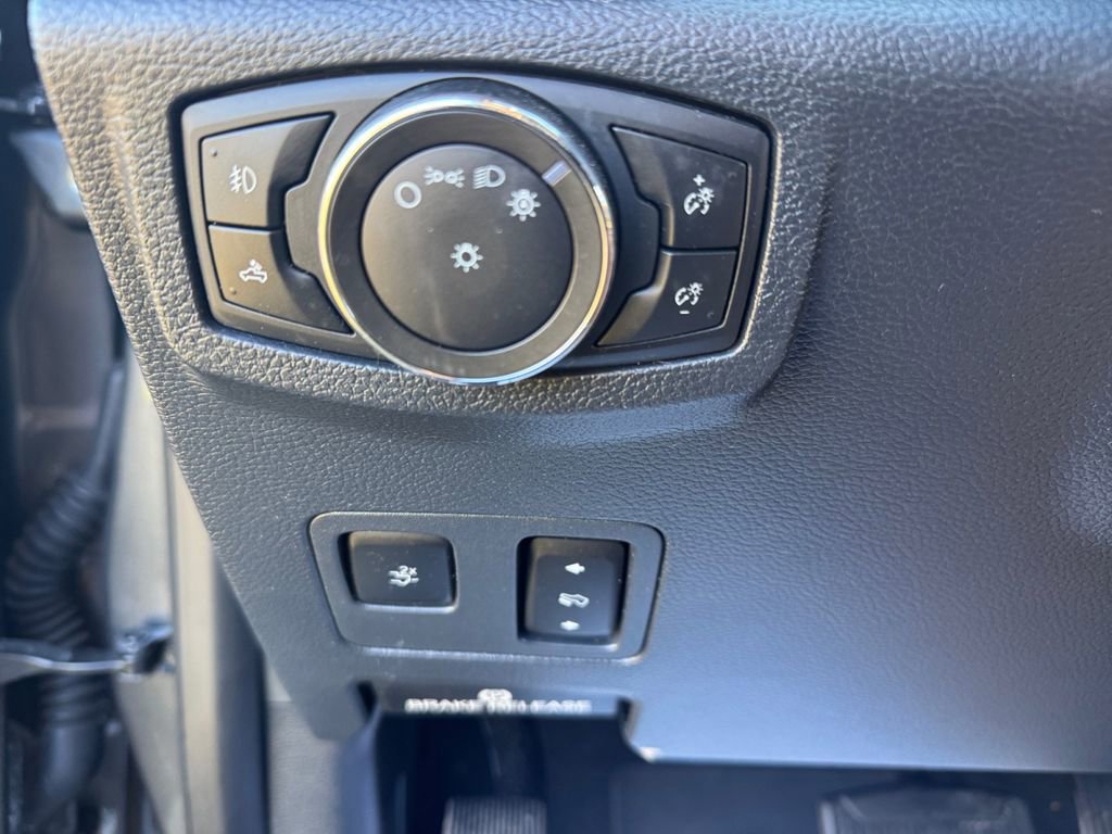 Certified 2022 Ford F450 Platinum w/ FX4 Off-Road Package image 29