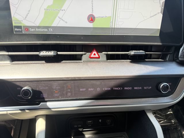 Used 2023 Kia Seltos EX AWD/4WD image 8