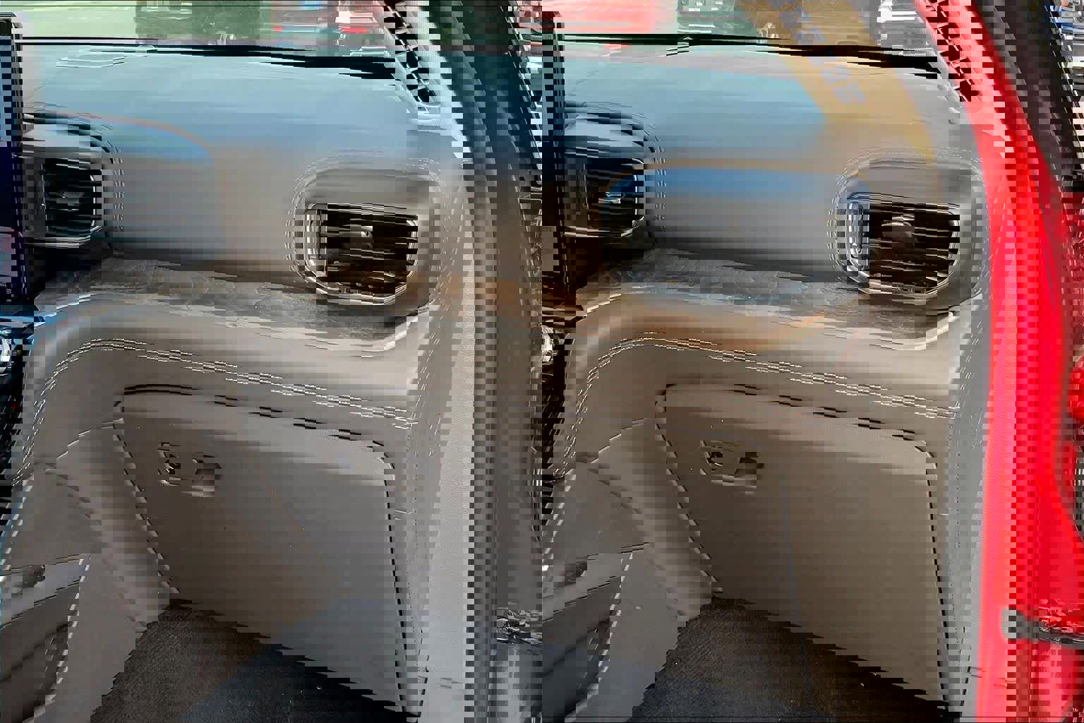 Certified 2022 Ford Explorer Platinum w/ Technology Package image 18