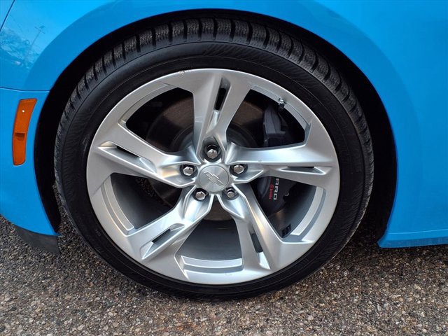 Used 2023 Chevrolet Camaro LT w/ RS Package image 27