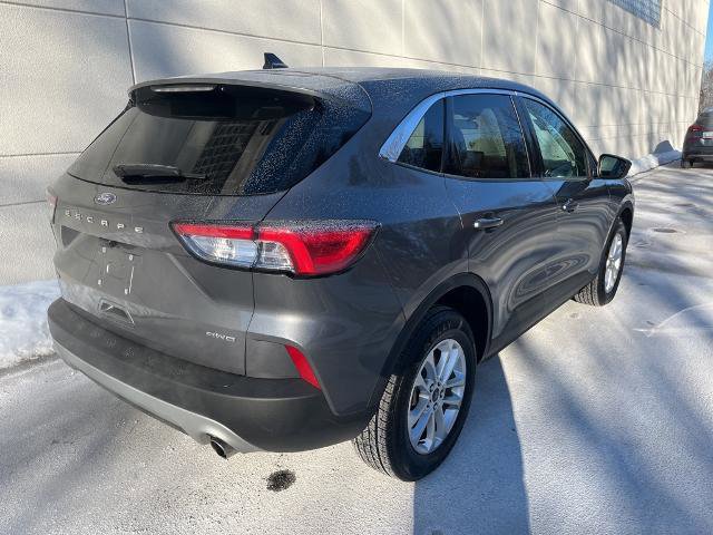 Certified 2022 Ford Escape SE w/ Convenience Package image 3