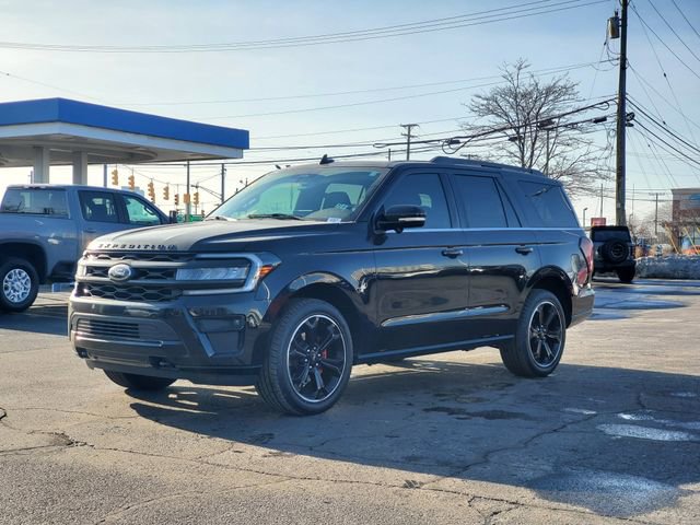 Certified 2024 Ford Expedition Limited image 32