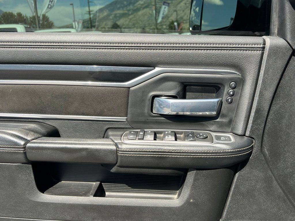 Used 2022 RAM 3500 Laramie AWD/4WD image 30