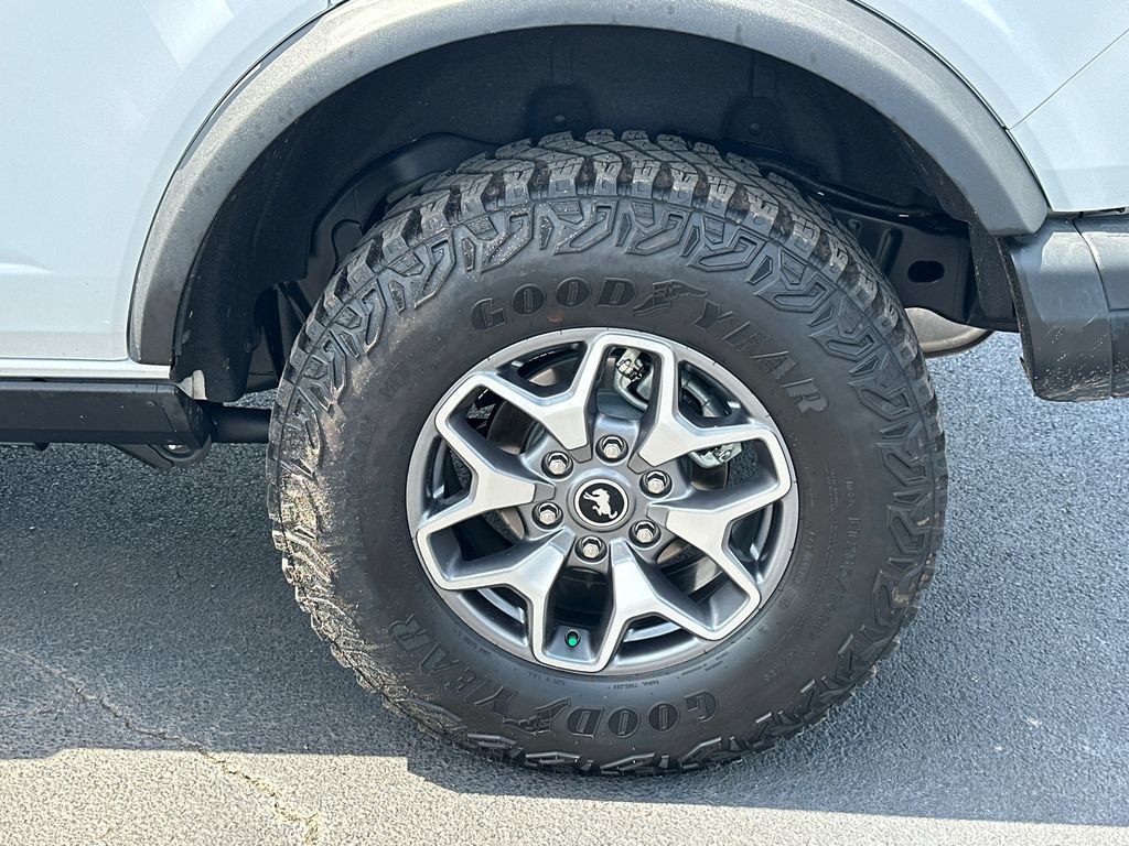 Certified 2025 Ford Bronco Badlands AWD/4WD image 19