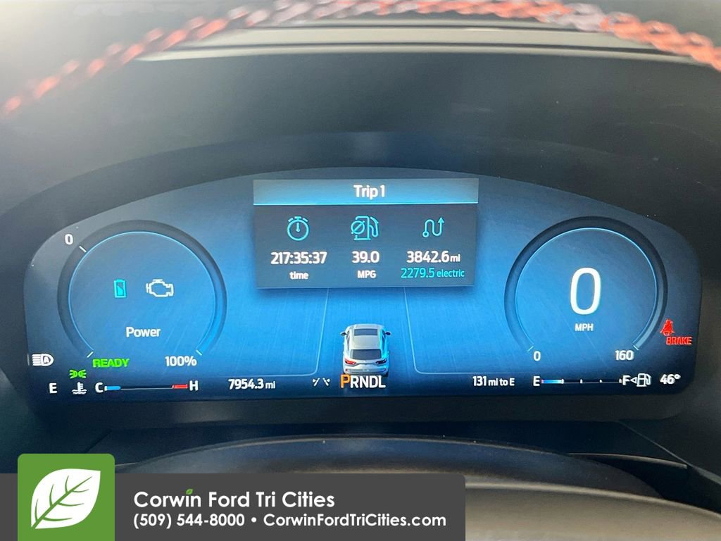 Certified 2024 Ford Escape ST-Line Elite w/ Class II Trailer Tow Package video 2