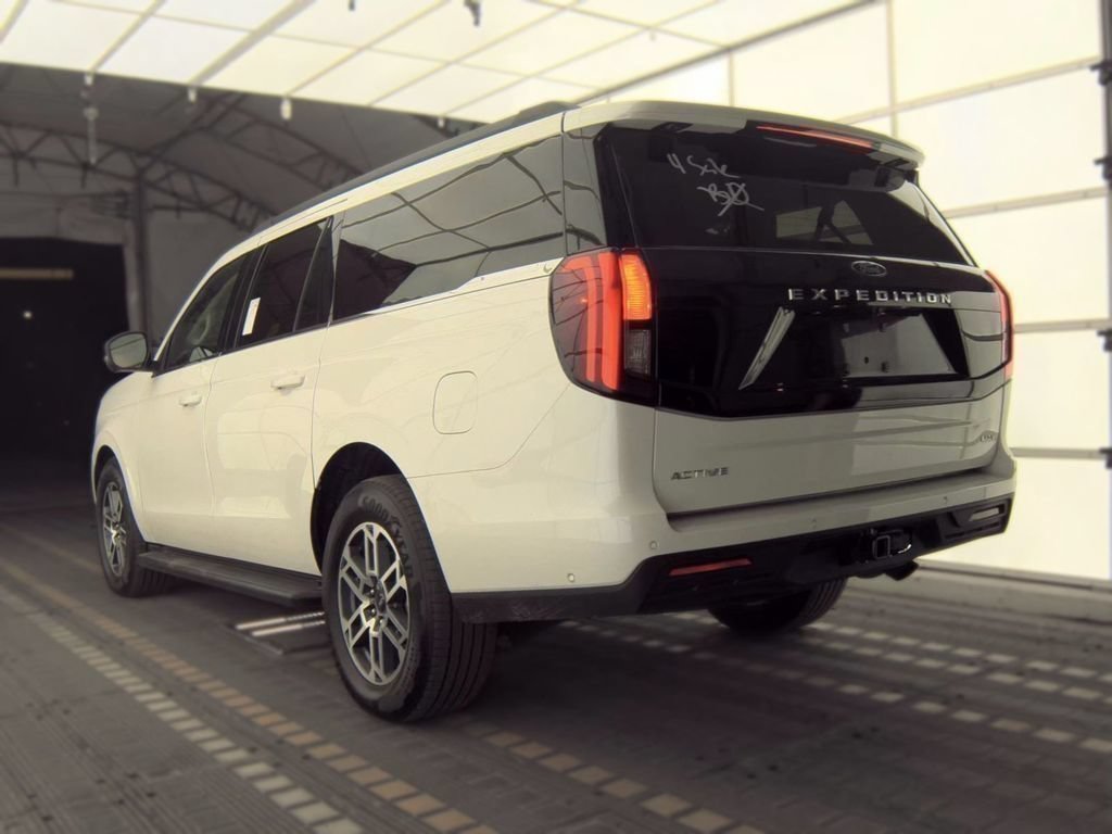 Certified 2025 Ford Expedition Max Active RWD video 3