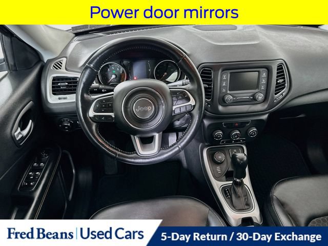 Used 2018 Jeep Compass Latitude w/ Cold Weather Group AWD/4WD image 26