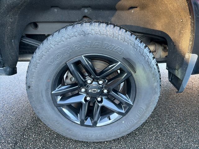 Used 2021 Chevrolet Silverado 1500 LT Trail Boss w/ Convenience Package II image 13