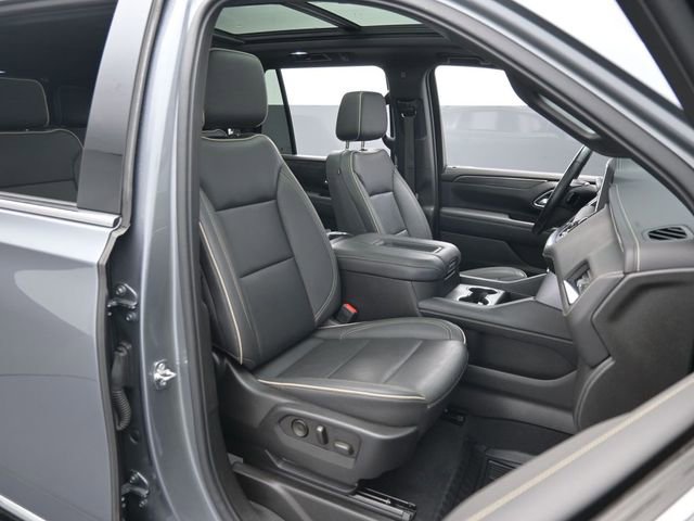 Used 2022 GMC Yukon SLT w/ SLT Luxury Package image 28