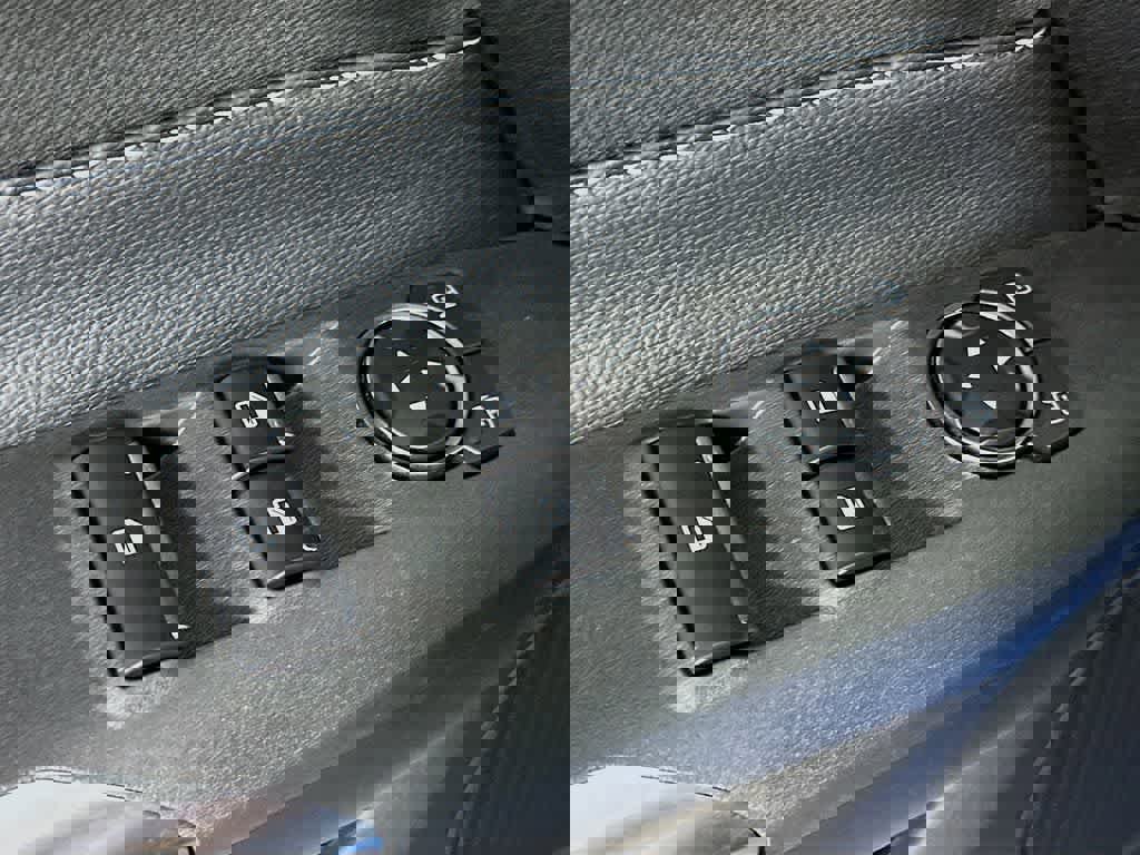 Certified 2022 Ford Mustang Convertible w/ Equipment Group 101A image 29