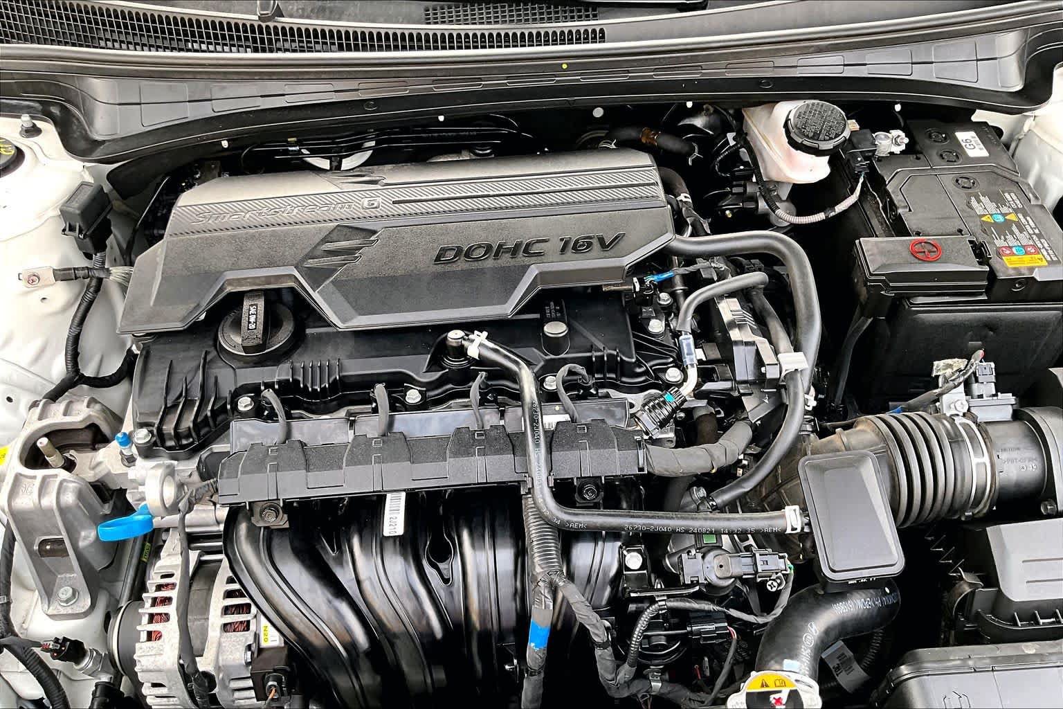 Used 2025 Hyundai Elantra SEL FWD image 37