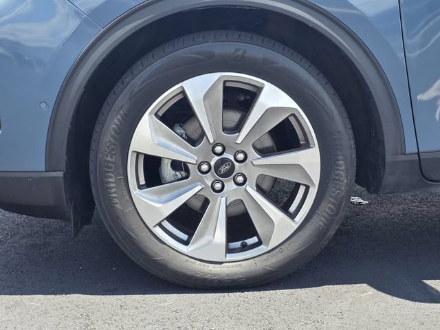 Certified 2023 Ford Escape Platinum w/ Premium Technology Package AWD/4WD image 32