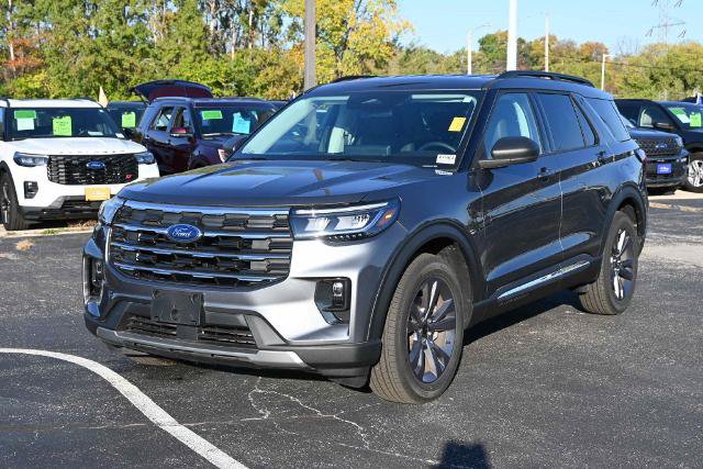 Certified 2025 Ford Explorer Active w/ Active Comfort Package AWD/4WD image 5