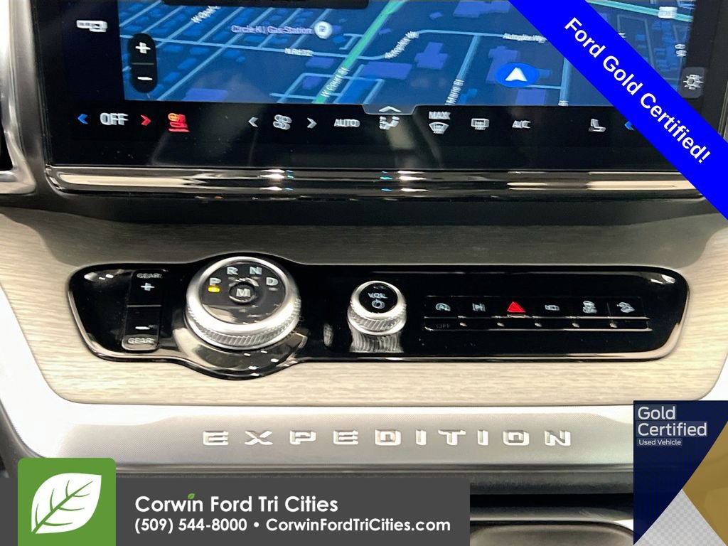 Certified 2025 Ford Expedition Max Platinum image 13