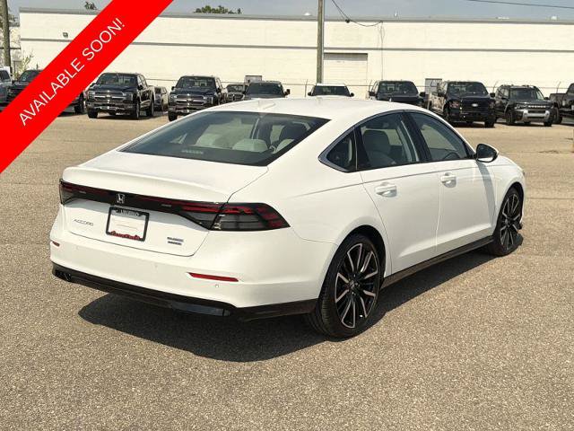 Used 2023 Honda Accord Touring image 8