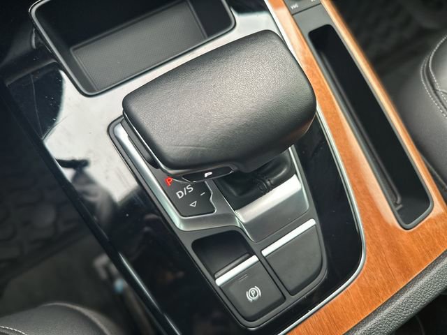 Used 2023 Audi Q5 2.0T Premium w/ Convenience Package image 20