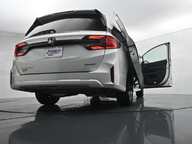 Used 2025 Honda Odyssey Sport-L image 51