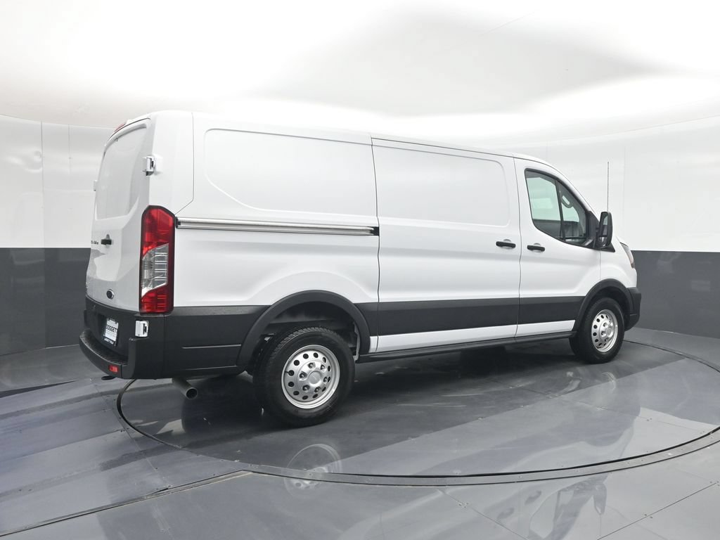 Certified 2025 Ford Transit 150 Low Roof AWD image 15