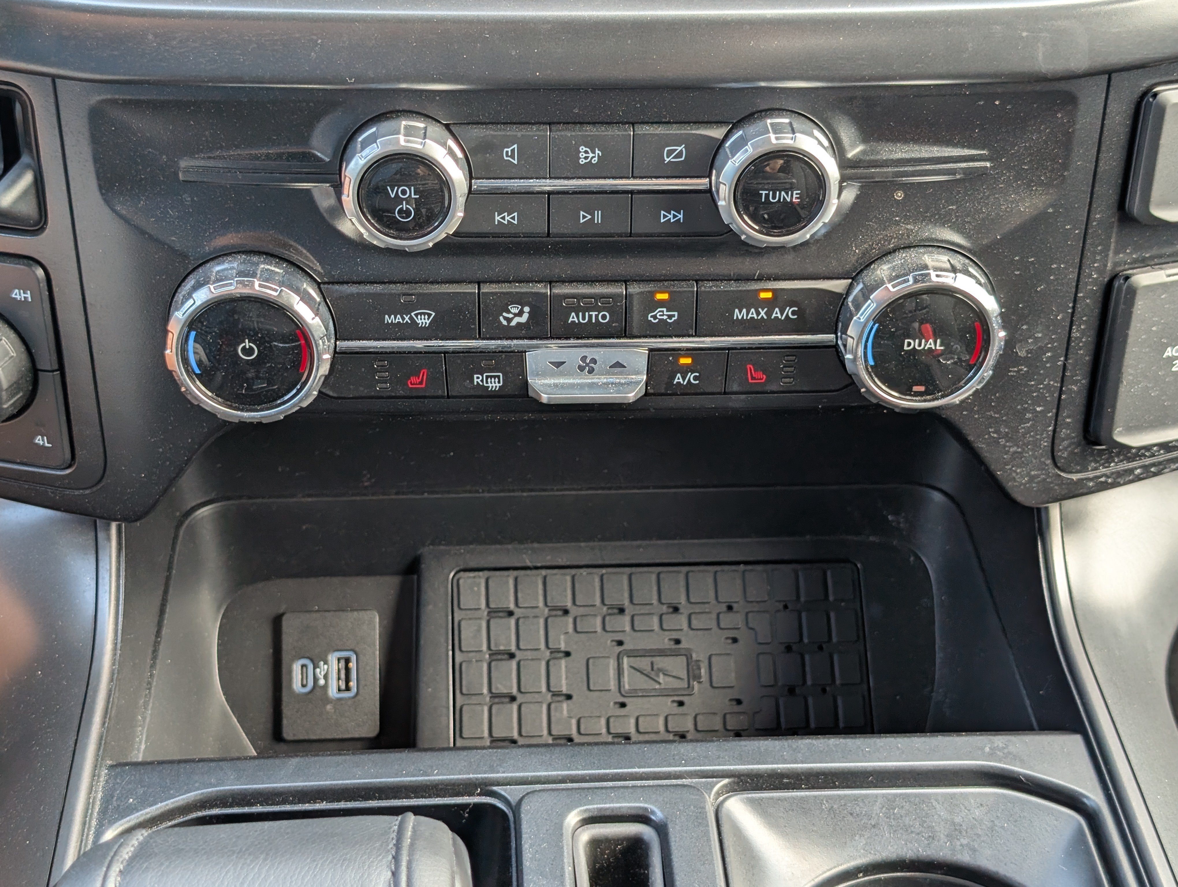 Certified 2024 Ford F150 XLT w/ Equipment Group 302A MID AWD/4WD image 25