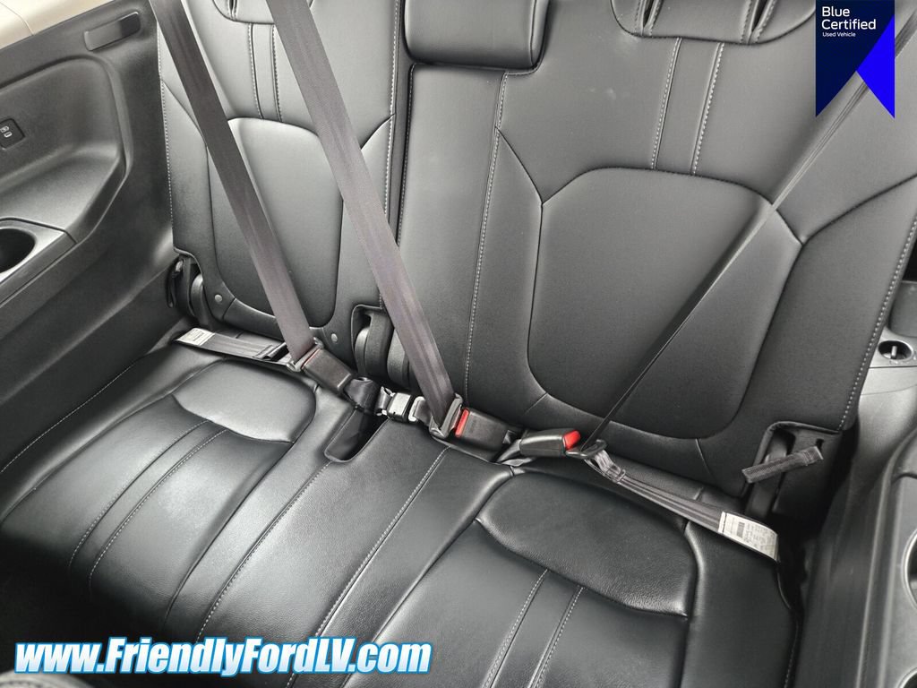 Used 2025 Honda Pilot Elite image 14