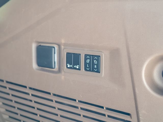 Used 2021 GMC Yukon Denali image 14