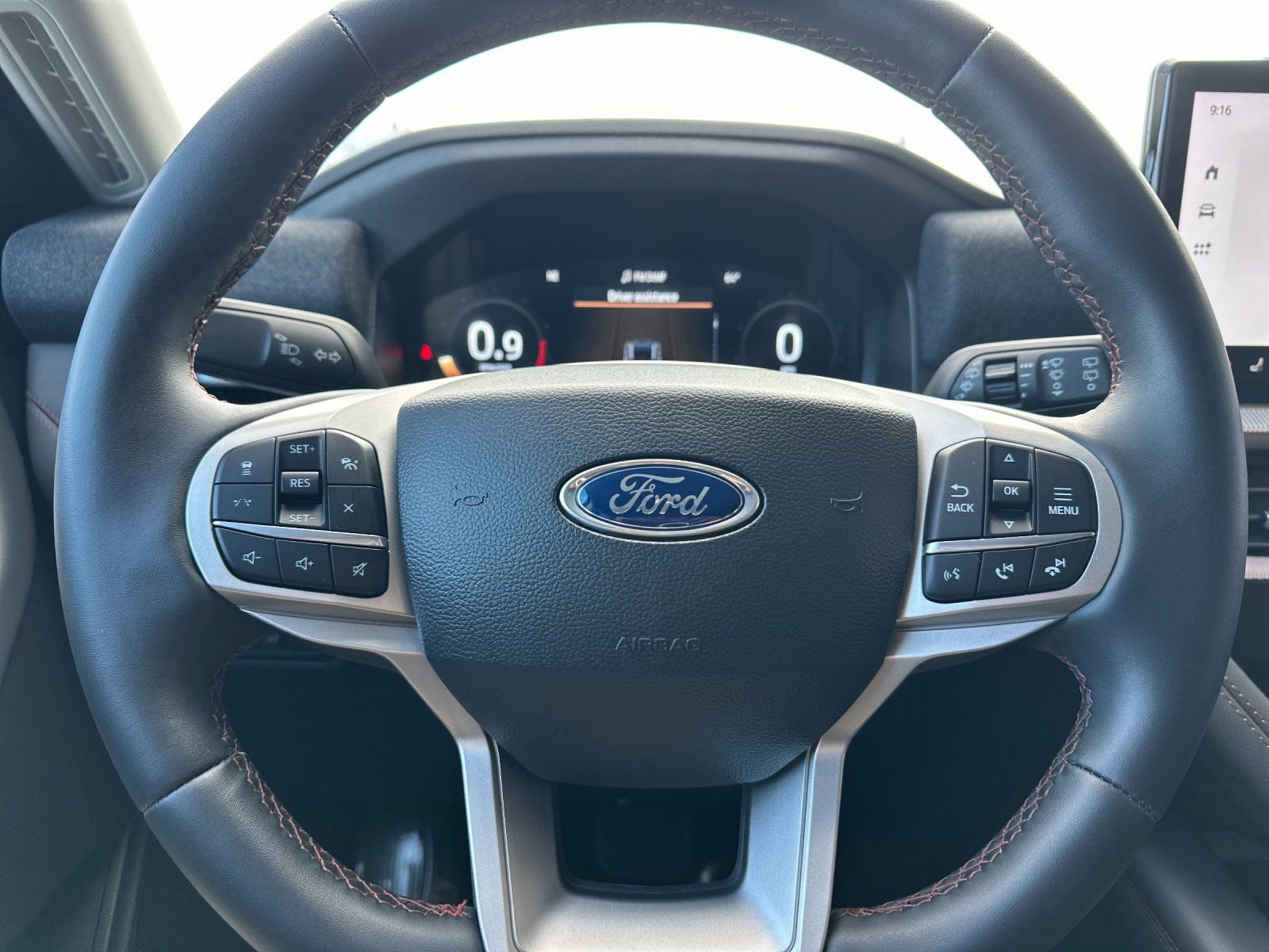 Certified 2025 Ford Explorer Active RWD image 24