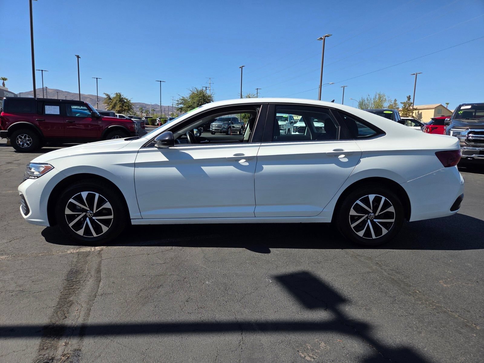 Used 2024 Volkswagen Jetta S FWD image 3