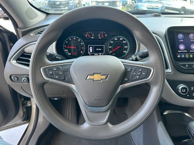 Used 2022 Chevrolet Malibu LT FWD image 19