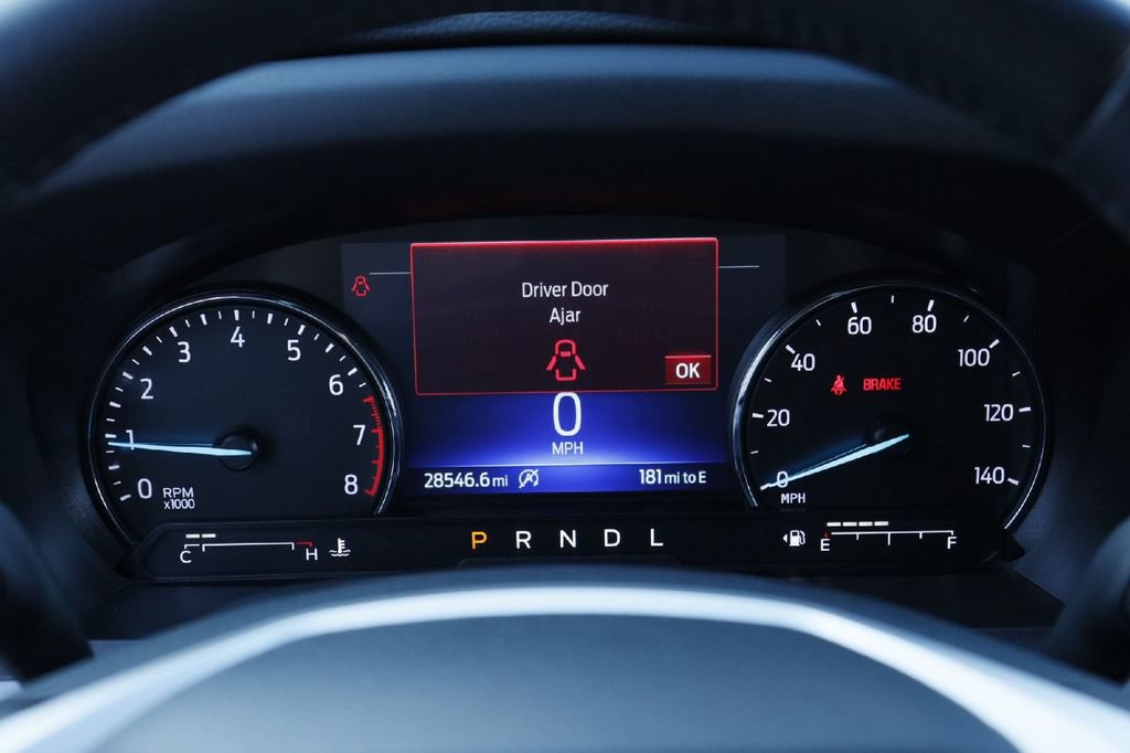 Certified 2024 Ford Explorer XLT RWD image 9