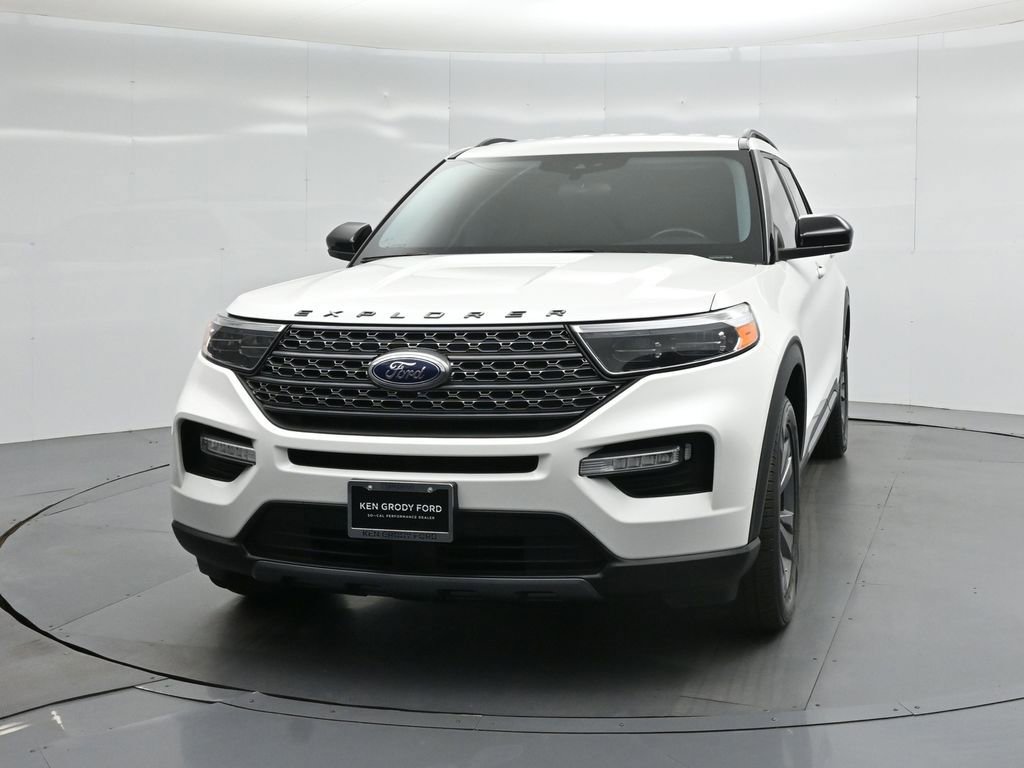 Certified 2023 Ford Explorer XLT w/ Equipment Group 202A RWD image 54