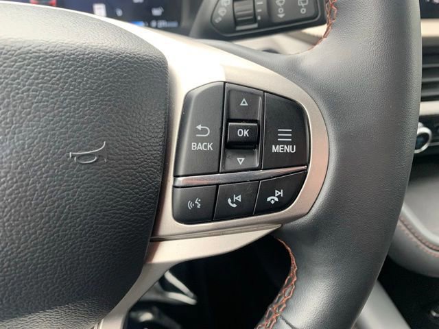 Certified 2025 Ford Explorer Active AWD/4WD image 23